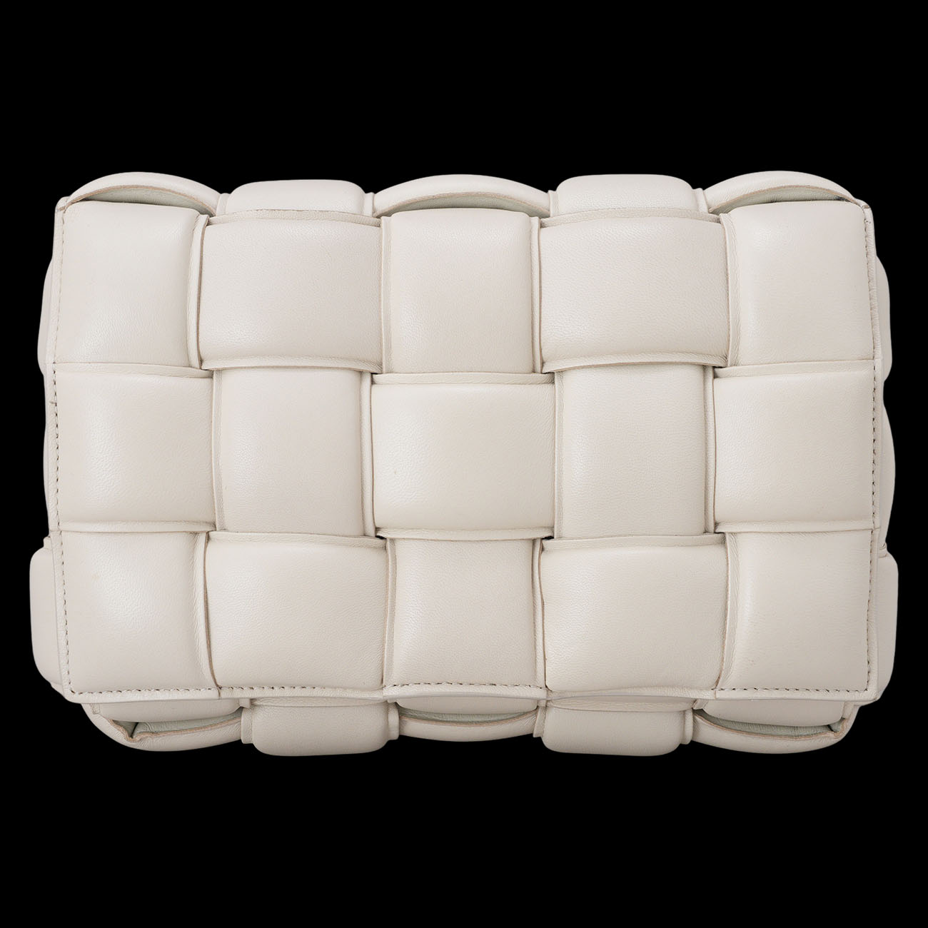 BOTTEGA VENETA(USED)보테가베네타 패딩 카세트백